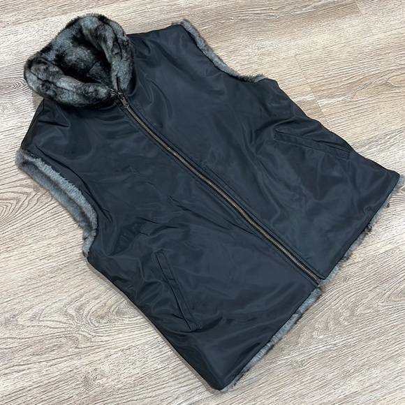 Vintage BLASSPORT Faux‎ Fur Reversible Vest Womens Medium Soft & Chic - Picture 13 of 14